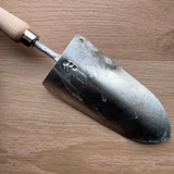 Plant shovel: Green